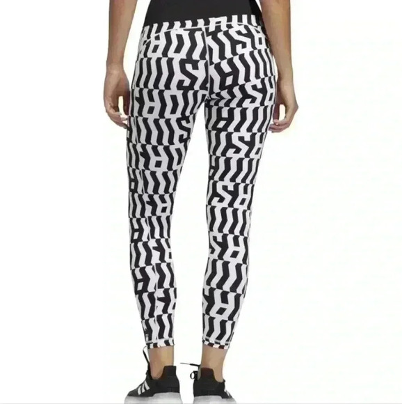 Adidas Women's Believe This Printed High-Rise‎ Leggings Size XS Black White - Picture 2 of 11